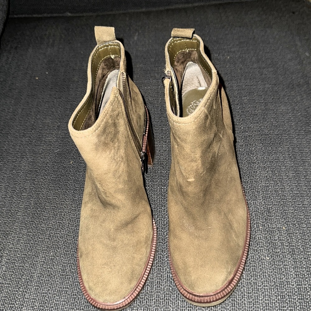 Vince Camuto Green Boots Size 7.5